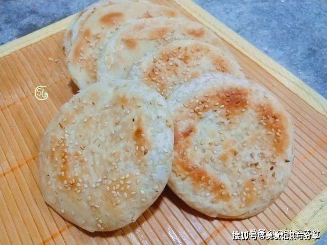 做法|家里有面粉的这样做早餐，做一次吃一周，每天5分钟搞定