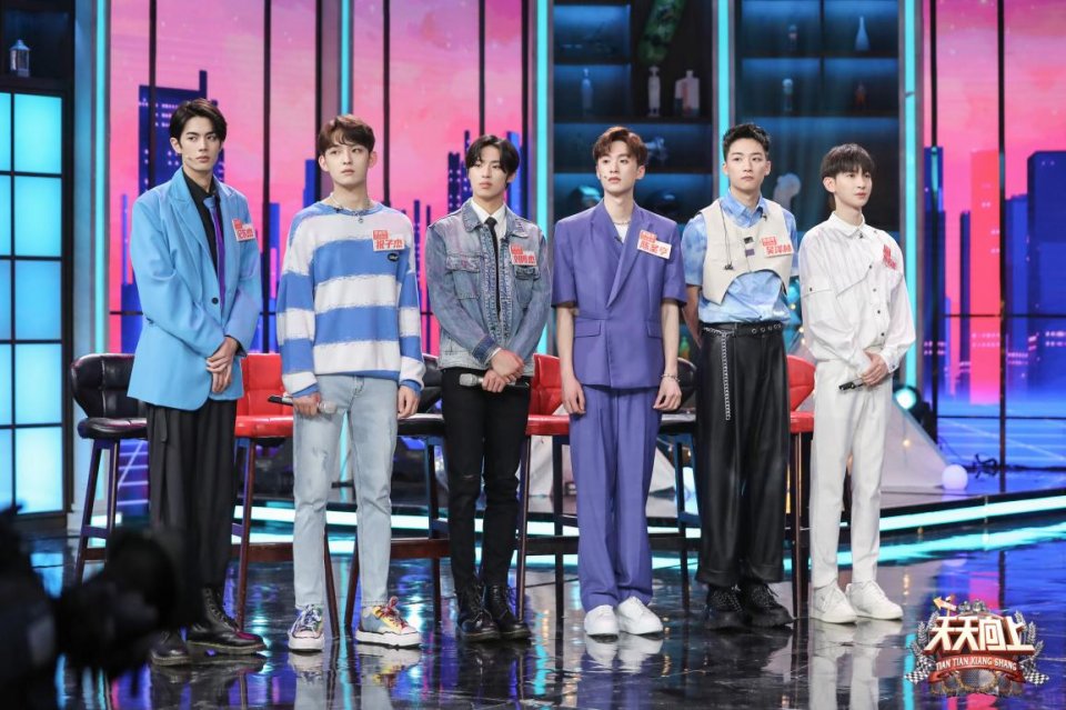 孙千|《天天向上》迎新：演艺大家倪萍蔡明为天天小兄弟上课