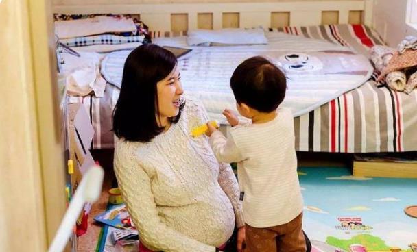 家长|二胎妈妈的烦心事：生二宝不糟心，糟心的是带娃需要“一拖二”