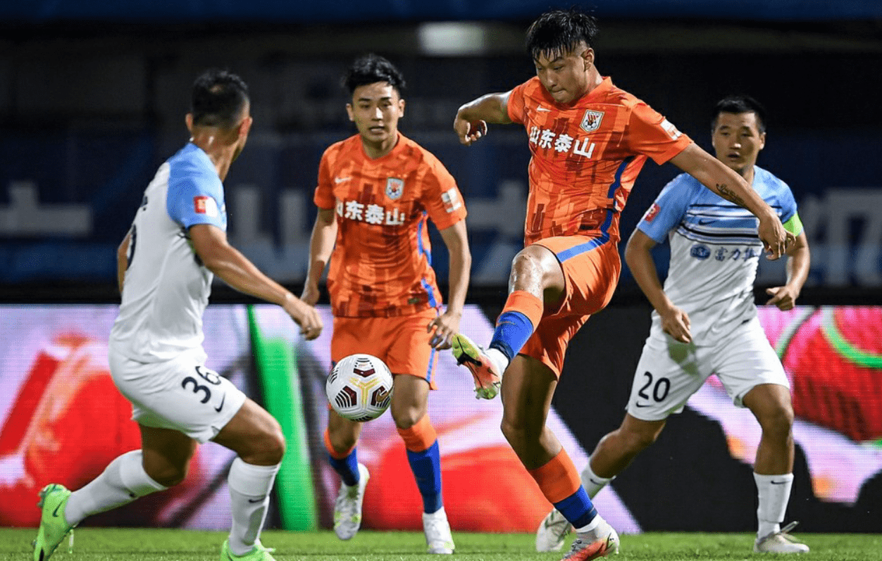 广州|2-1，0-0！深足90分钟绝杀沧州雄狮，泰山队榜首位置岌岌可危