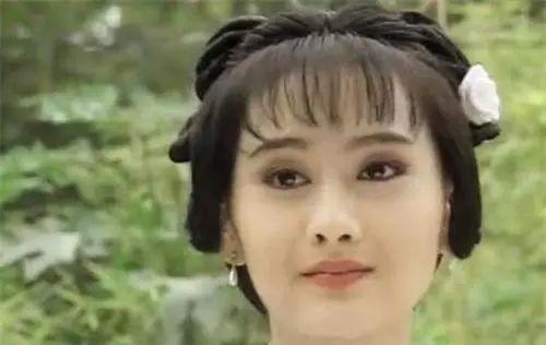 全靠|人设简单，剧情全靠福晋推动，1993年的《梅花烙》是怎么火的？