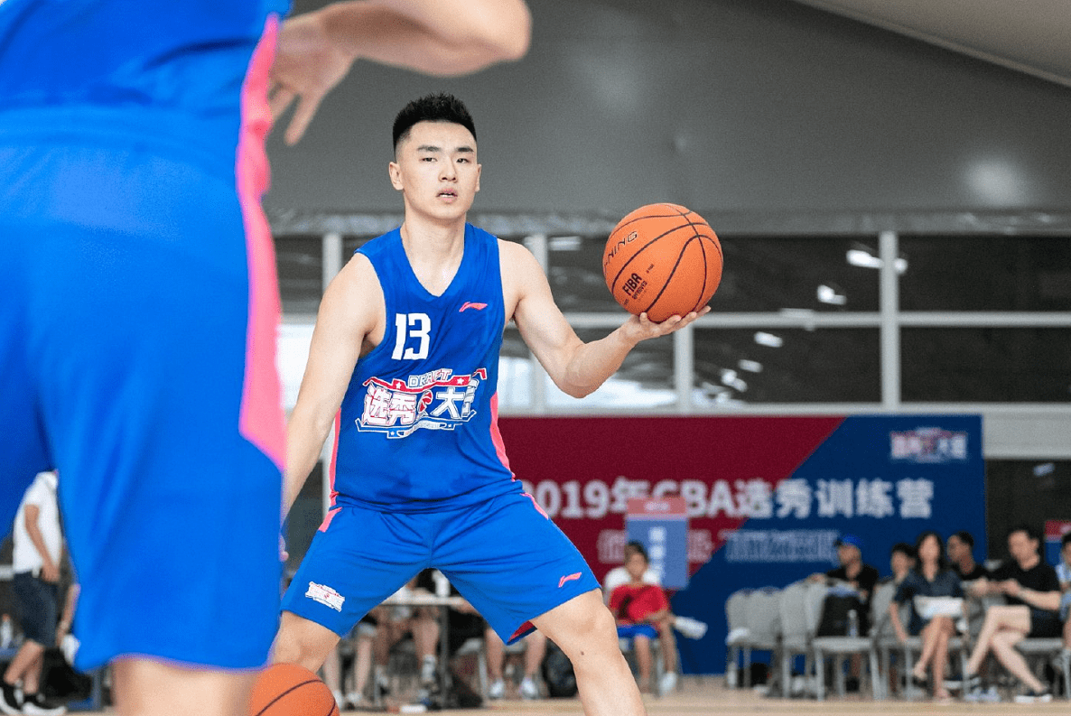 马布里爱徒加盟福建男篮,下赛季能否证明自己?_孟博龙