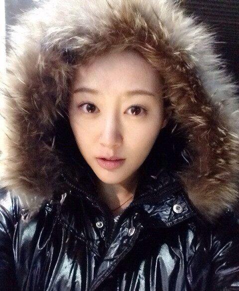 原创刚出道的李纯穿上军训服好萌觉得佟丽娅很美自己比不上