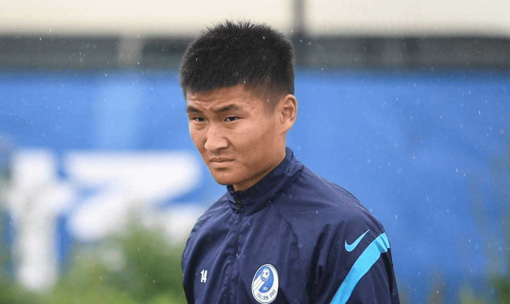 3-2!申花45度"炸晕"大连队,乌龙换人 绝杀,赵明剑争了口气