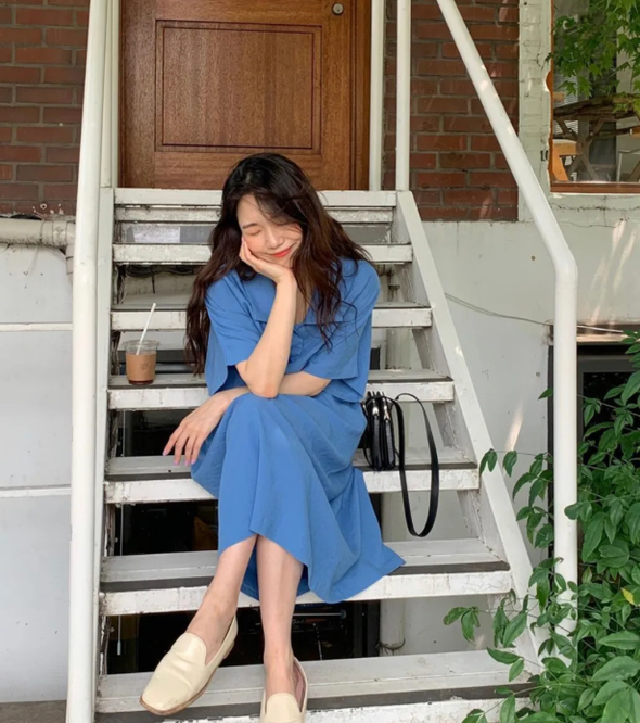女生|让人觉得很可爱的“乖乖裙”款式,配鞋后美到小编心动?