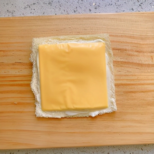 平后|10分钟搞定的营养早餐?火腿吐司卷的做法