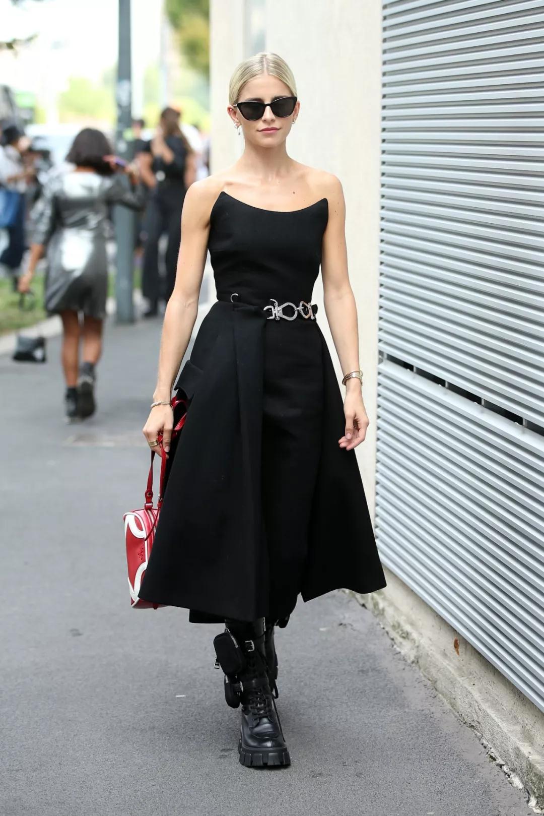 小白|小白鞋已经“失宠”了，现在最火的是这种“靴子”，洋气时髦还显高