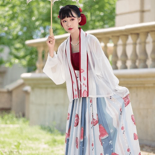夏天|夏季穿汉服总是闷热不透气？试试这样混搭，既清凉又仙气十足！