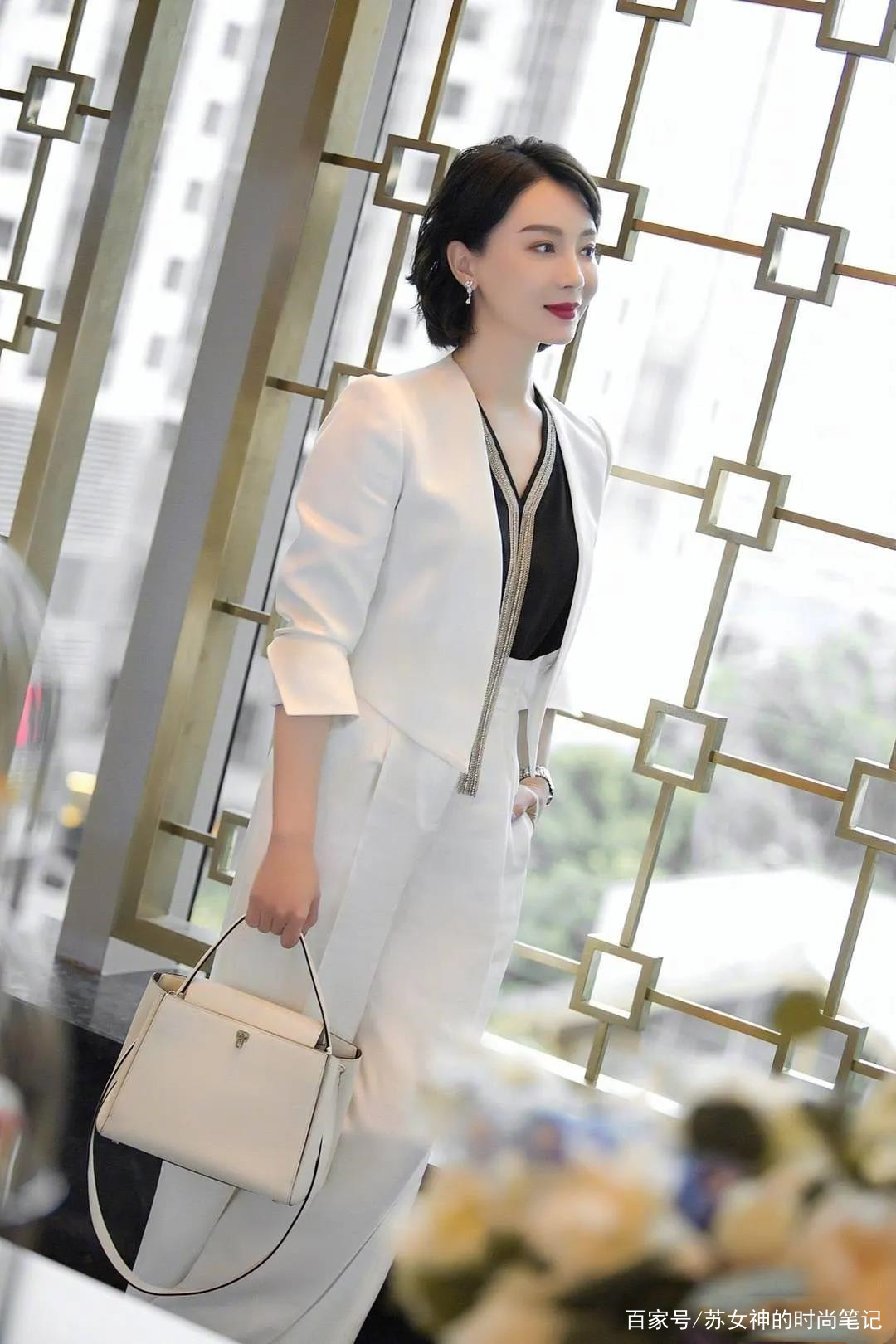 黑色|奔四奔五尽量别穿阔腿裤，学学陈数、姚晨这样穿，时髦又显气质