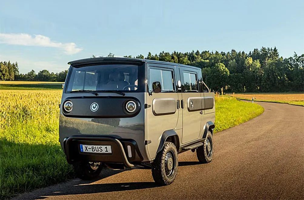 德国版的老头乐 能代步能越野 能拉人拉货 四驱 续航0公里 乐惠车 德国版的老头乐 能代步能越野 能拉人拉货 四驱 续航0公里 乐惠车