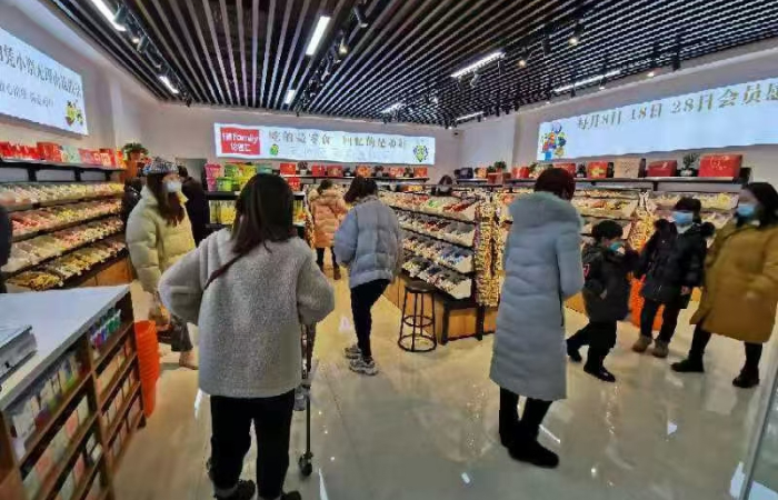 人群|怡佳仁：零食店不理想？能不能别踩这些雷区！