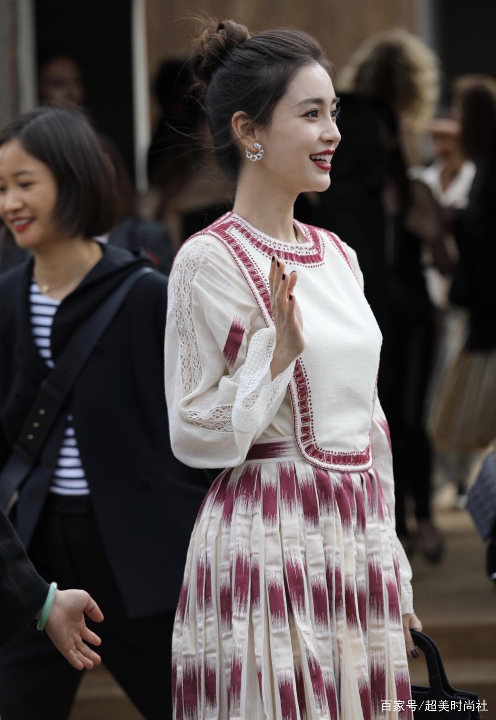 定义|Baby时装周美颜惊艳，重新定义未修图，张钧甯油头妆面劝退