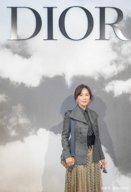 黑色|Dior 2021夏夏高定厉害了！不仅有顶级国模，还敢带房走秀？