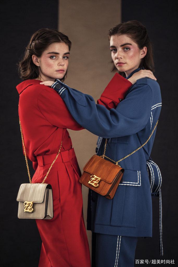 下半身|鬼马网红双胞胎坐拥50万粉丝，靠厌世颜脸走红，还是时装周常客