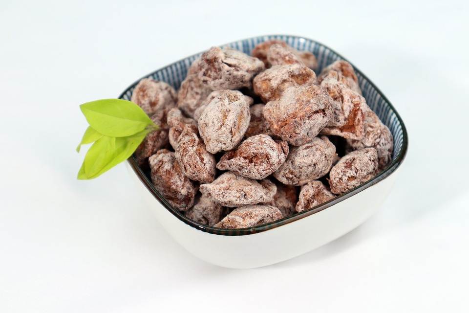 企业|“零食界华为”连续4个跌停?人均亏117万的盐津铺子到底咋了?