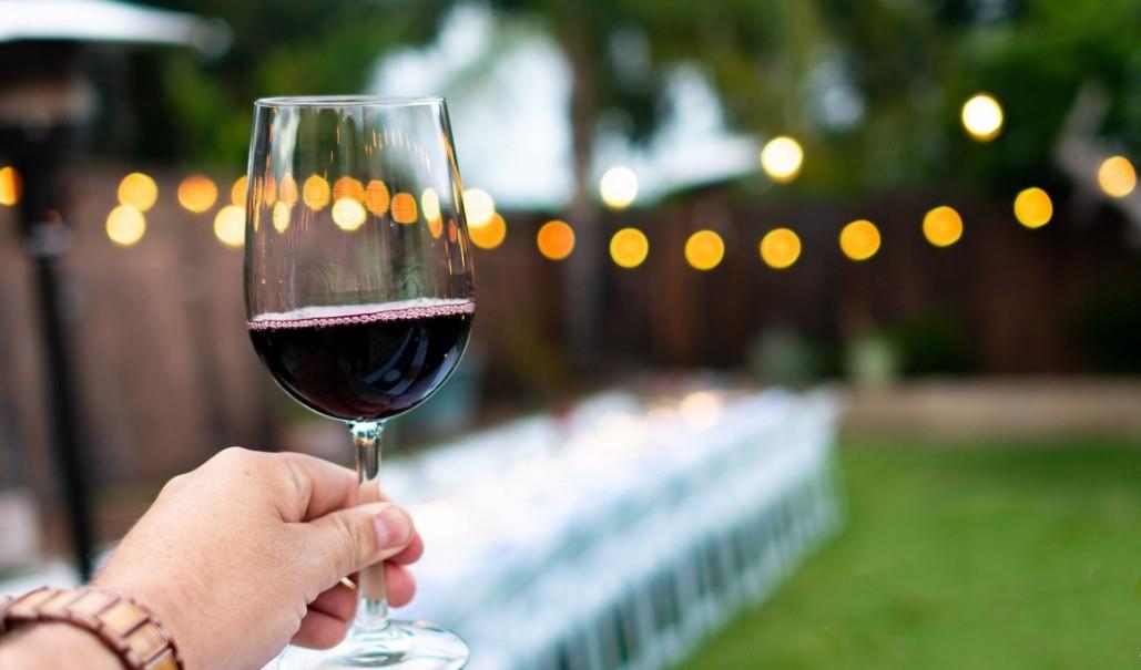 氧化|喝红酒:为啥只倒“三分之一”?我敢打赌,假装明白的人不在少数