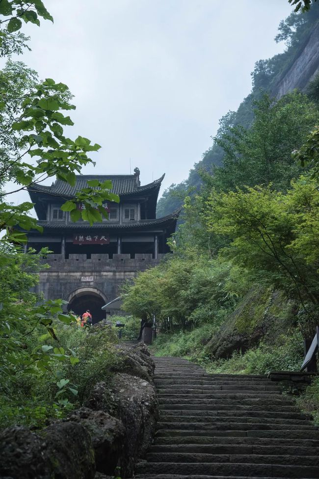 逃離酷暑四川省文旅廳再次涼爽推薦劍門關