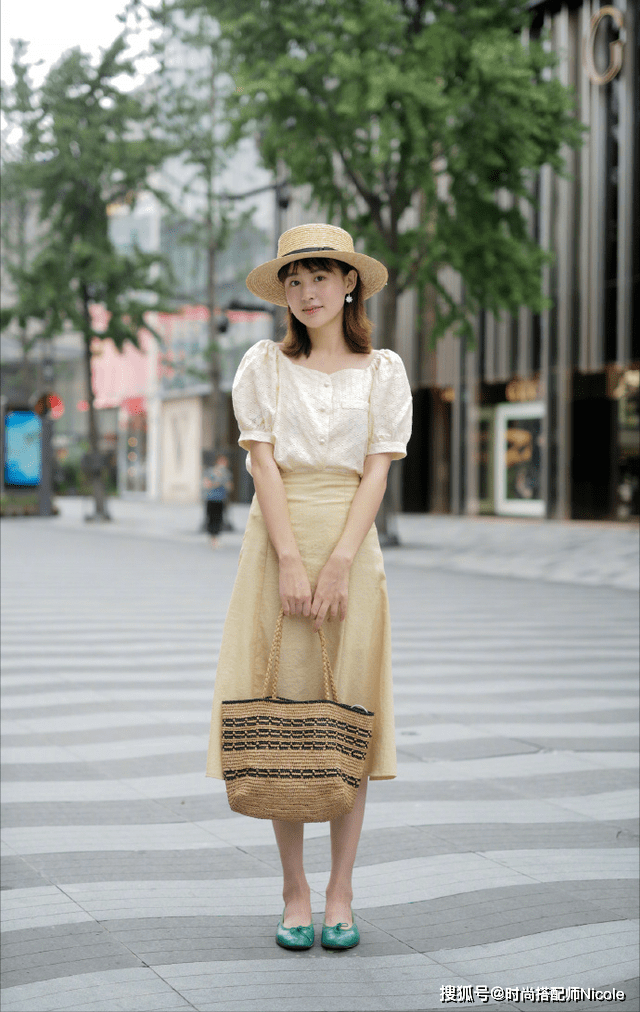 小白|女人常备这“三双鞋”，搭裙子、裤子都好看，夏天秋天都足够了