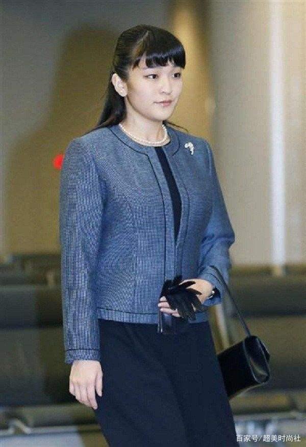 公主|日本王室为真子公主庆生！她穿毛衣配伞裙，29岁了婚礼还在延迟