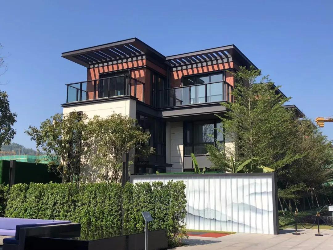 大家千万不要被传言所迷惑了深圳赤湖纯水岸的真实面貌终于被揭开了