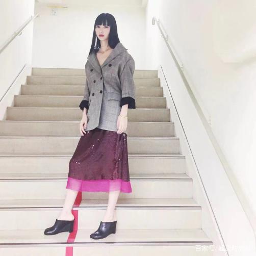 铃木惠|日本最会穿衣服的女星,百万粉丝的时尚博主,竟是个上海姑娘?