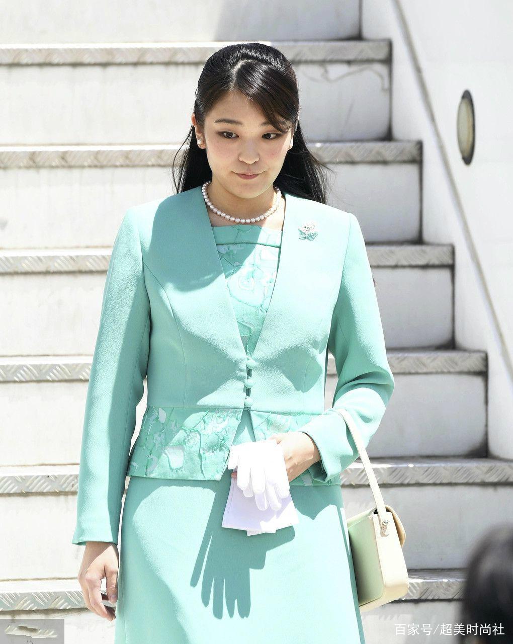 公主|日本王室为真子公主庆生!她穿毛衣配伞裙,29岁了婚礼还在延迟