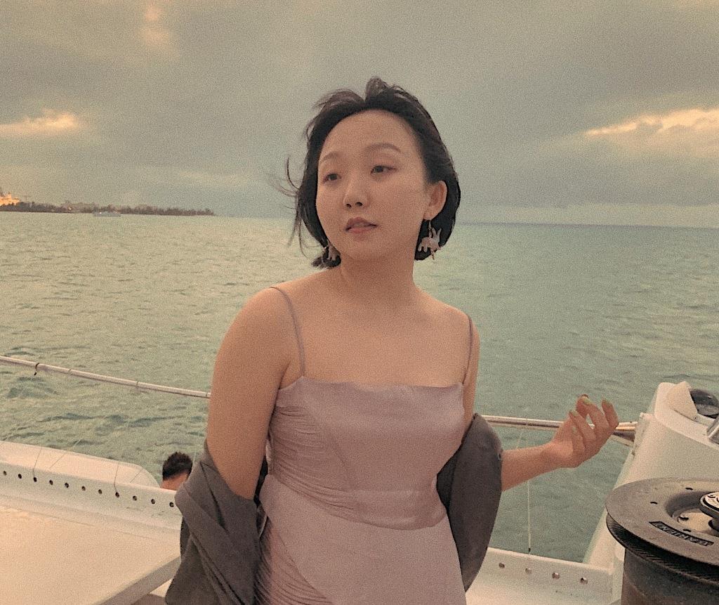 原创辣目洋子胖得坦荡体重超120斤仍爱穿吊带裙骨子里的自信真美