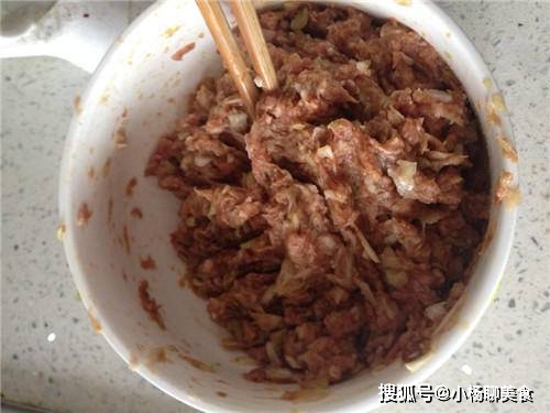 包子|早餐要吃它，鮮嫩多汁，一咬就爆汁，一次能吃7個，比買的好吃