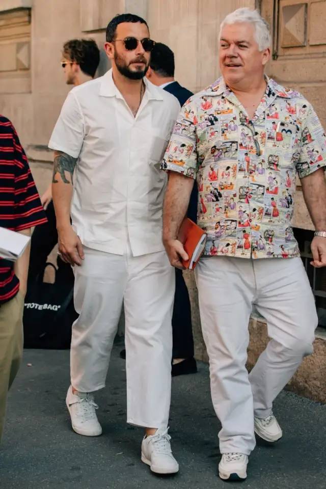 感觉|被大家嫌弃的短袖白衬衫,也能穿出满满时尚感!