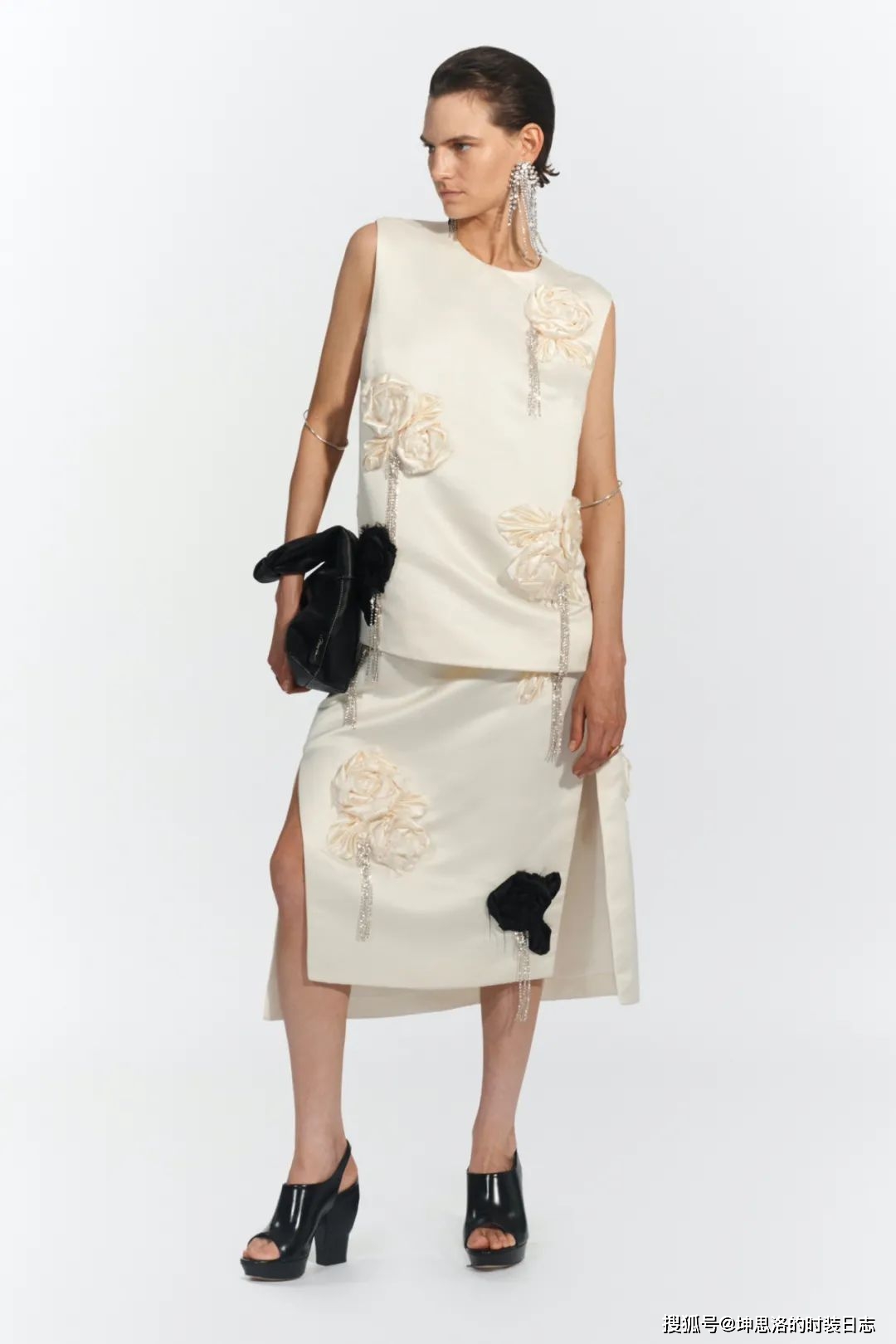 高定|3.1 Phillip Lim 2022早春度假系列 坚韧乐观的女性气质