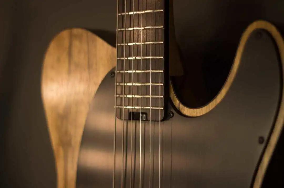 吉他| 三头吉他,你一定没见过!