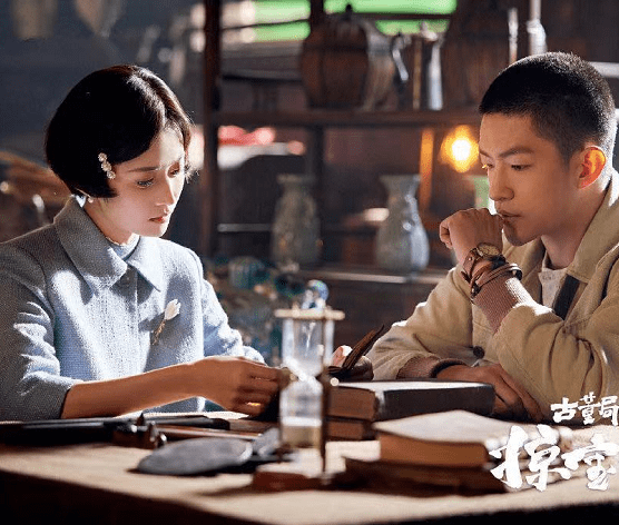 并没有让夏雨继续当男主角,而是改为了屈楚萧来当"许愿"的爷爷许一城