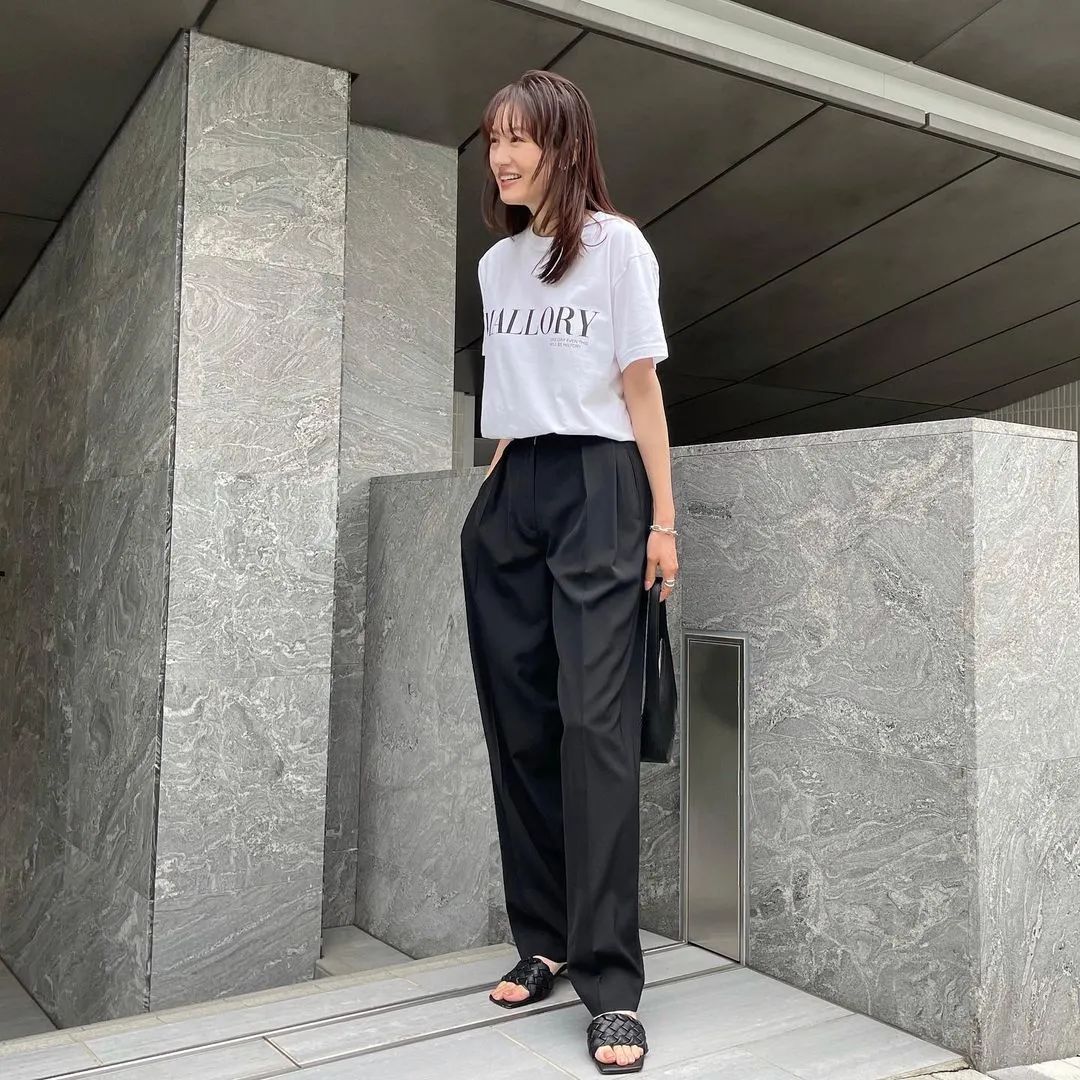 职场|我也想和她一样整个夏天都穿T恤 | 博主推荐