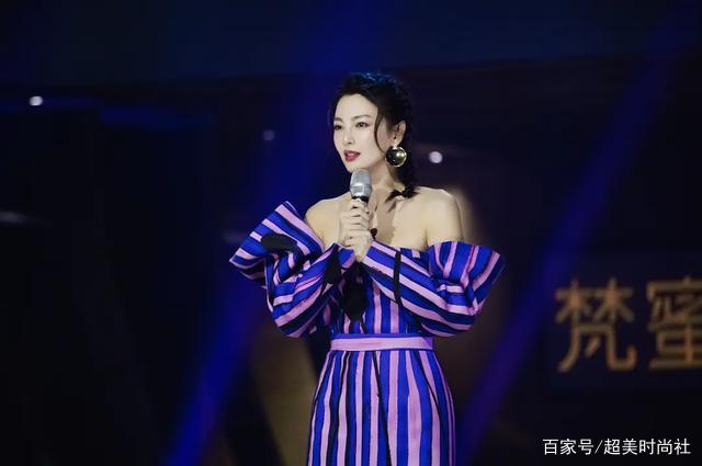张雨绮|张雨绮黑色小礼裙时尚亮相，与韩女团成员撞衫，被赞丝毫不输
