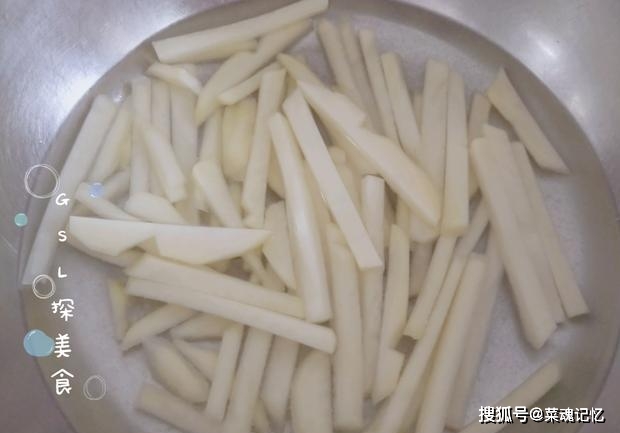 方法|薯条和番茄酱都不用买，按照这个方法，酥脆可口，简单好吃
