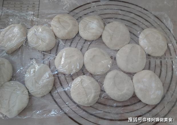 粉丝包怎么做详细步骤 abfdfcdd3b1a437786f346ac1921a739.jpeg