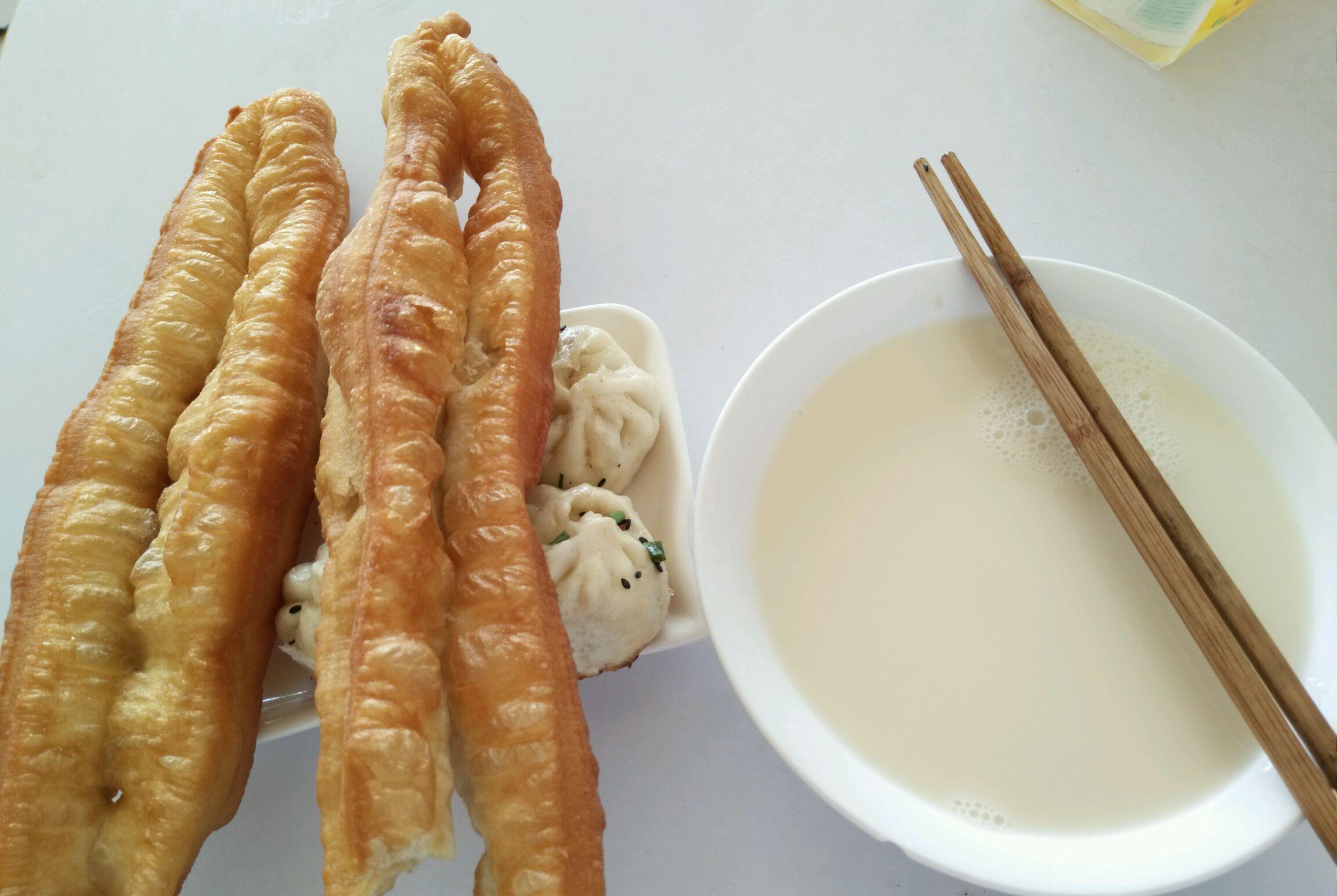 包子|日本人不喝粥，也不吃豆浆油条包子，那他们早餐都吃些什么？