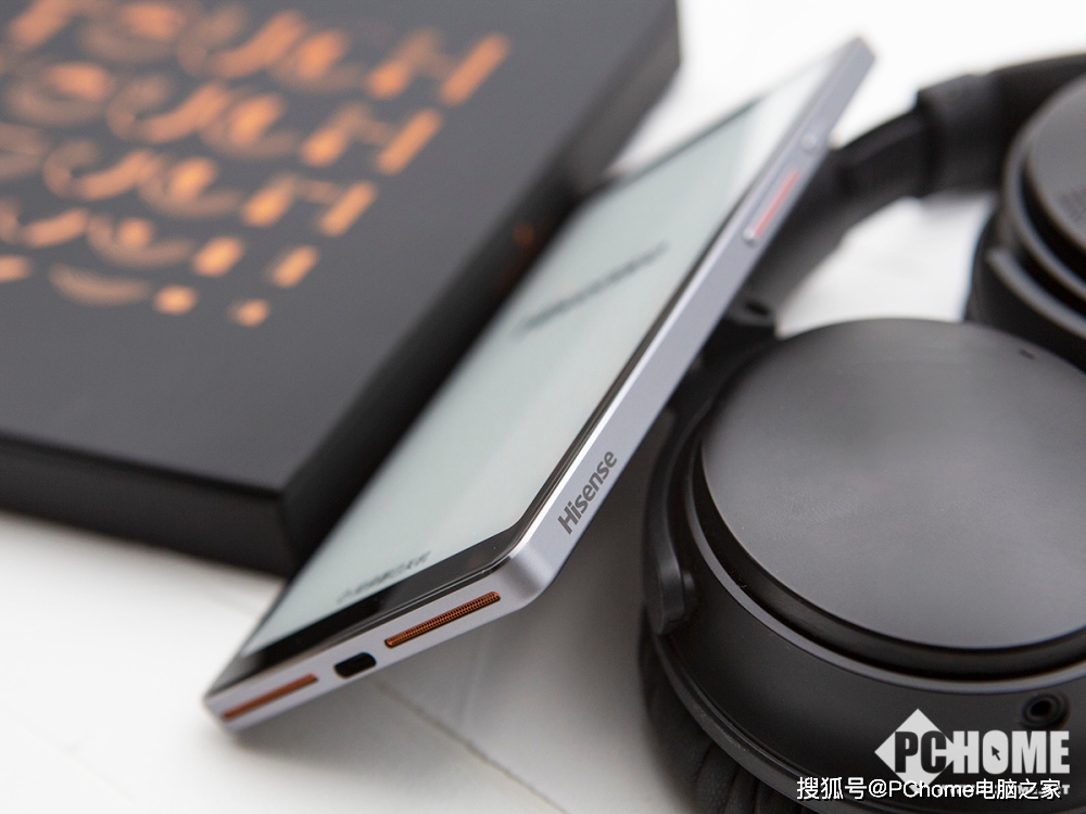阅读器|阅读器只配看书？海信TOUCH图赏给我们另一个答案