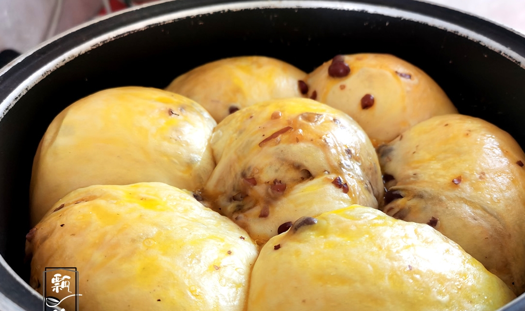开火|面粉加红豆，早起电饭锅一蒸，比面包还好吃，做早餐特别棒