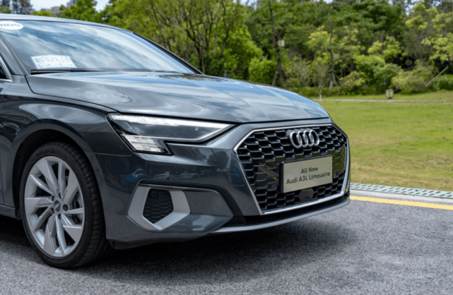 奥迪a3l试驾报告加长三厢照样有运动魂