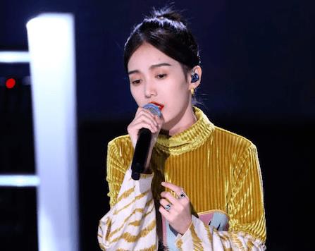 傅欣瑶|《好声音》第九期,比单依纯歌声更美妙的是,谢霆锋的排兵布阵