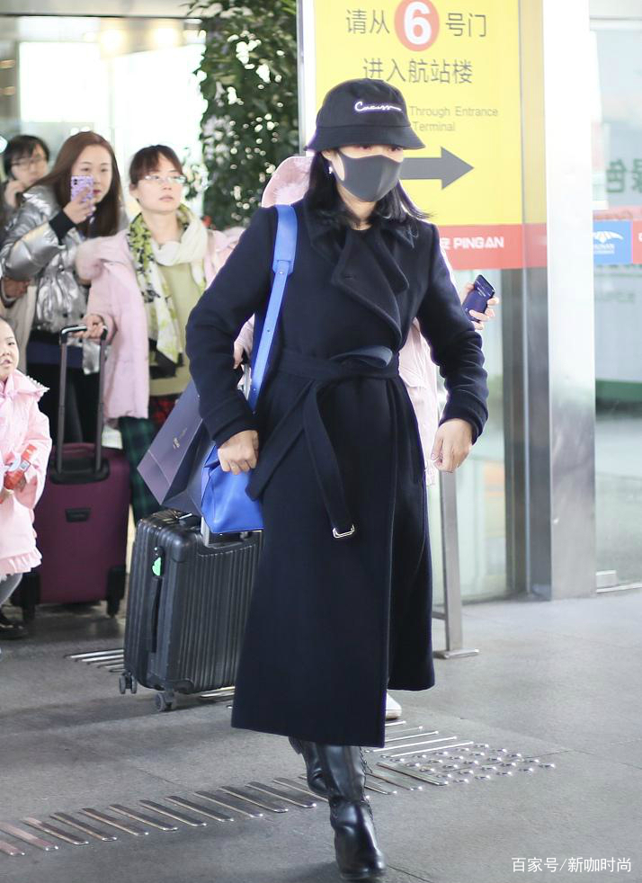 夏天|周涛:女人过了50岁,夏天这样穿