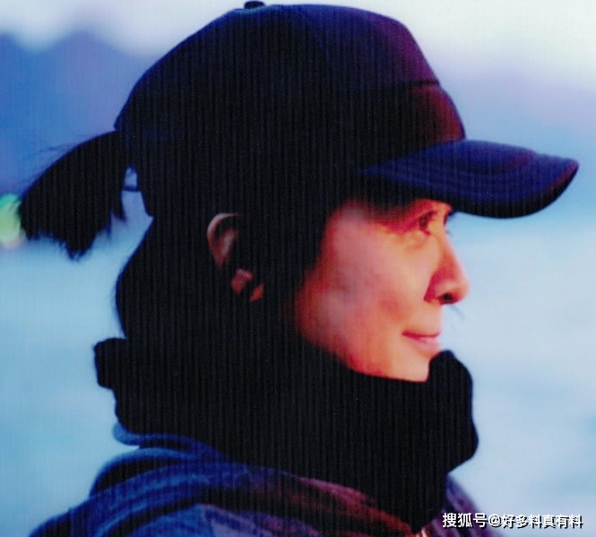 王京花捧红艺人名单 e7455e0ac690410aa5b75af5de590fad.jpeg