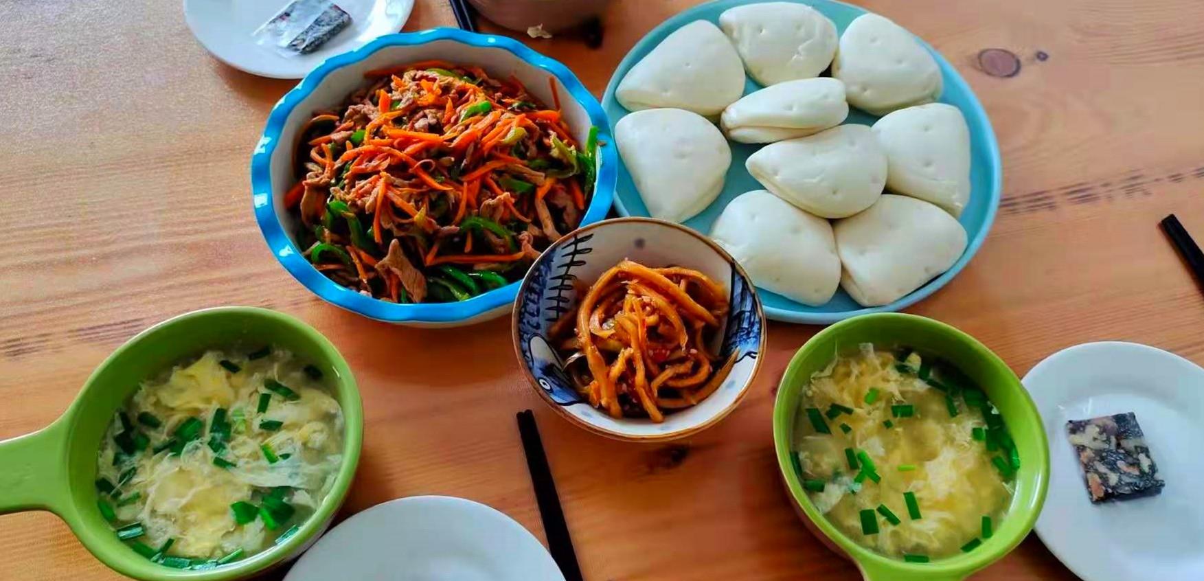 山东|山东妈妈晒中考女儿的早餐，火了朋友圈，网友：难怪成绩好还漂亮