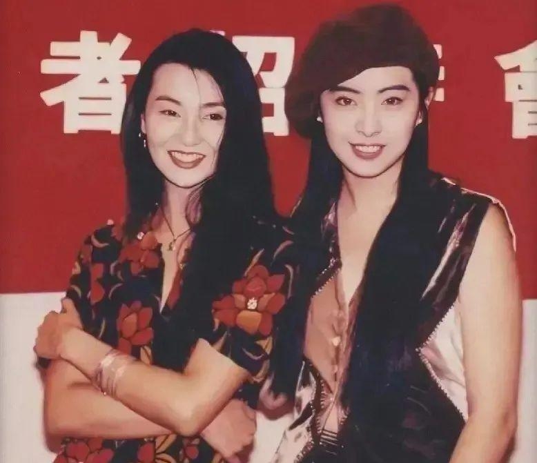 香港|过时单品反成为时髦标签?上世纪的复古港风,如今竟让女星都沦陷