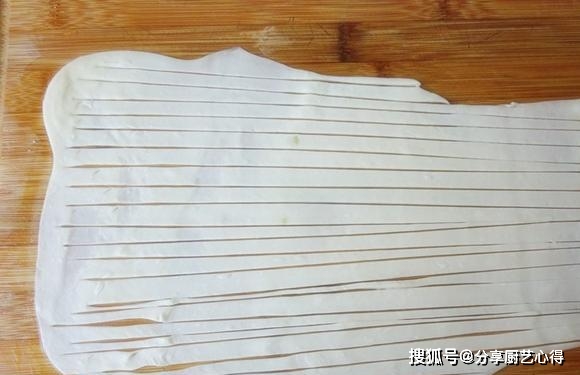 做法|这是儿子最爱的早餐主食，每次做都会吃上一大盘，隔三差五点名要