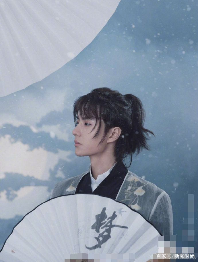 外衣|王一博化身翩翩公子，高马尾搭薄纱外衣，气场强大霸气侧露