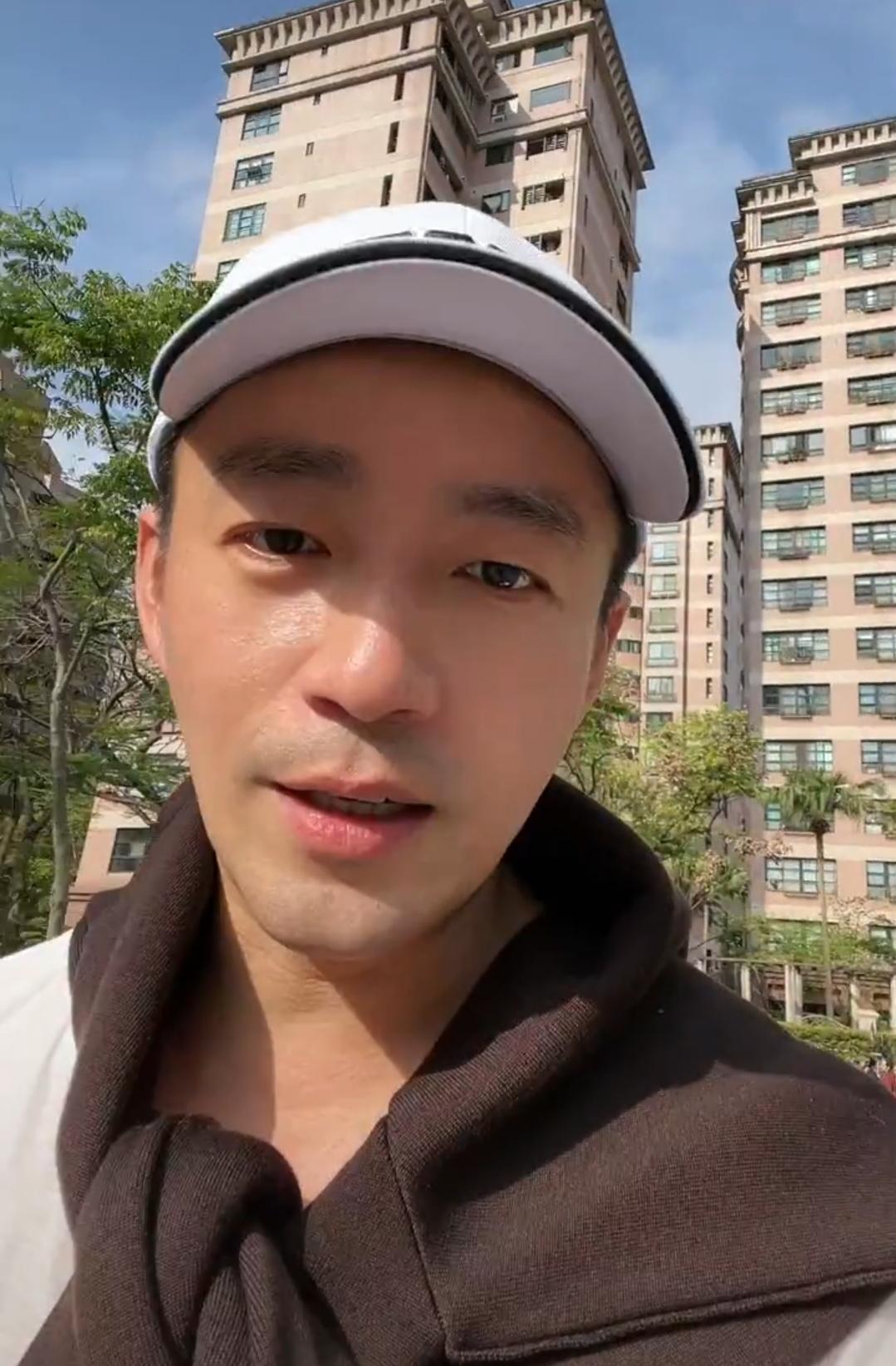 卫衣当|汪小菲不再独宠女儿!带儿子出门卫衣当围巾戴,4岁儿子太像大S