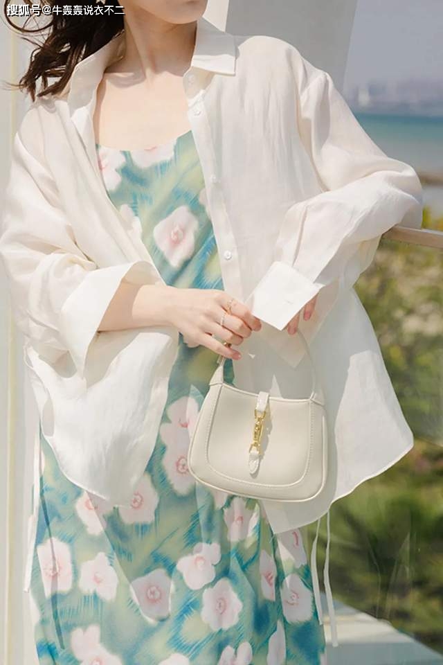 中性|夏天也能穿的小外套，绝对时髦又实穿，搭配好了还能为你形象加分