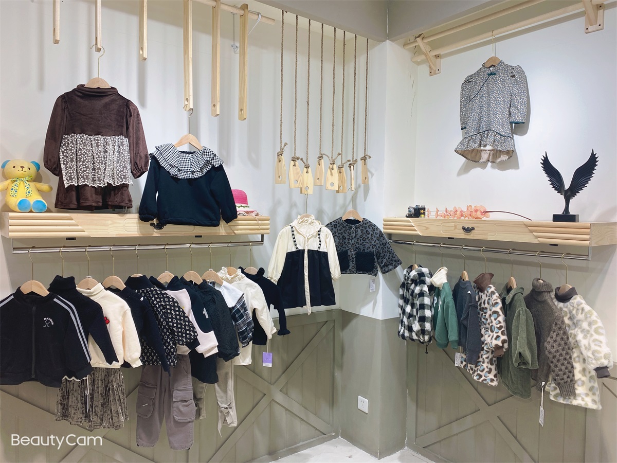 怎么开一家服装店 需要准备什么材料 fc294379957b427498742c3c5ab6e4c3.jpeg